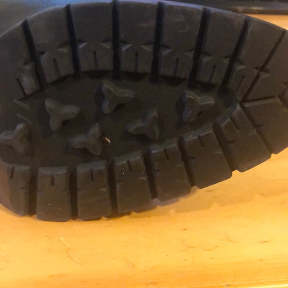 COLE HAAN 7 B Black Ankle Boots Heels Goring Tred - Picture 8 of 10